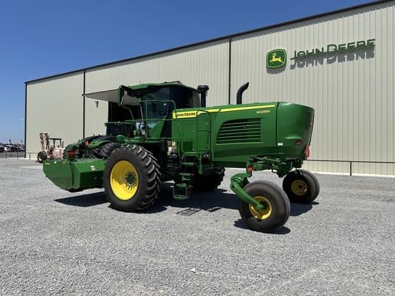 Image of John Deere W235R equipment image 2