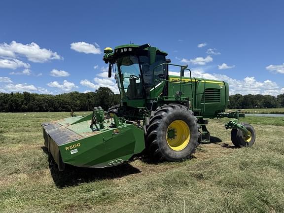 Image of John Deere W235R equipment image 2