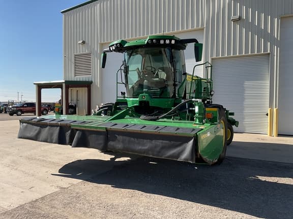 Image of John Deere W235R equipment image 4