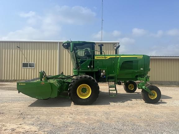 Image of John Deere W235R equipment image 2