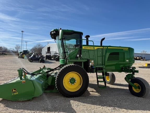 Image of John Deere W235R equipment image 4
