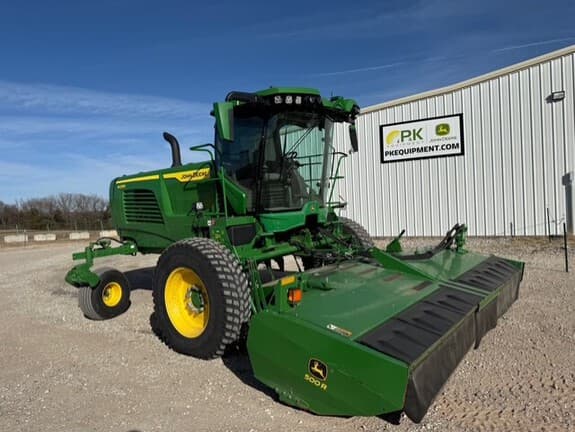 Image of John Deere W235R Primary image