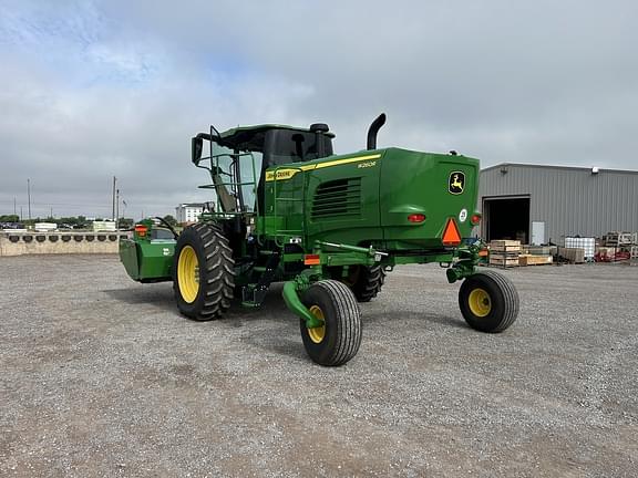 Image of John Deere W260R equipment image 2