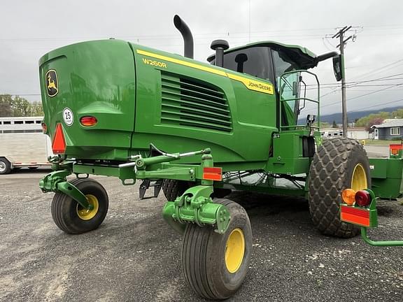 Image of John Deere W260 equipment image 4