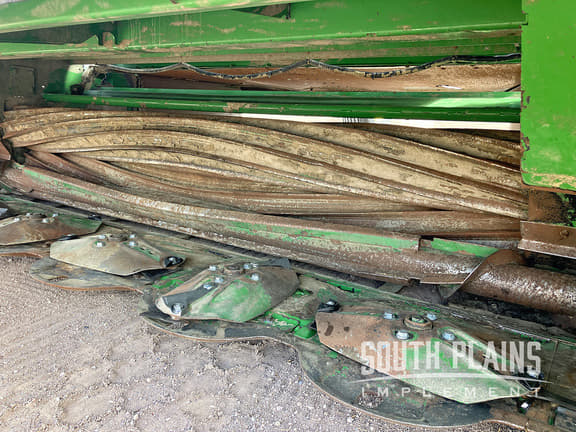 Image of John Deere W260 equipment image 4