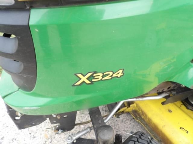 Image of John Deere X324 equipment image 2