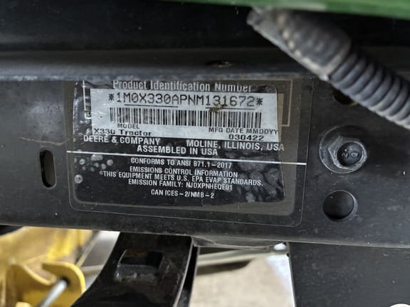 2022 John Deere X330 Equipment Image0
