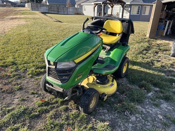 2022 John Deere X330 Equipment Image0