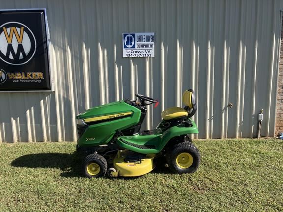 2022 John Deere X330 Equipment Image0