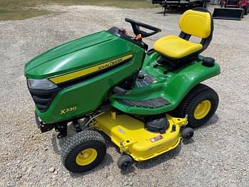 2022 John Deere X330 Equipment Image0