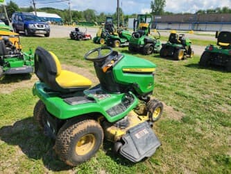 Image of John Deere X350 equipment image 2