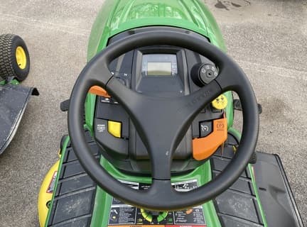 Image of John Deere X350 equipment image 4