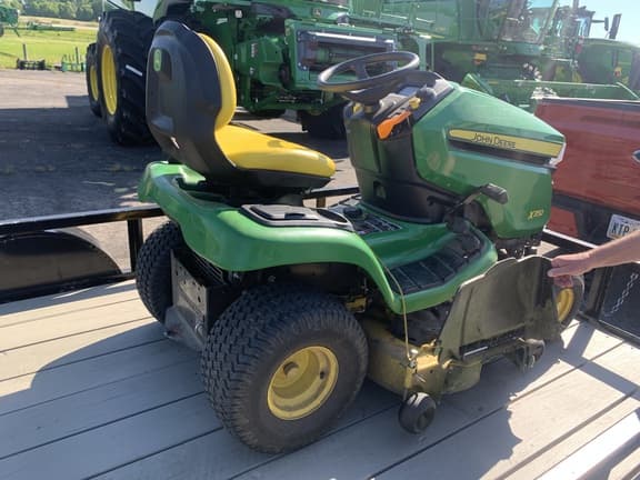Image of John Deere X350 equipment image 4