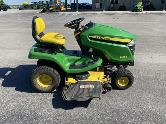 Image of John Deere X350 equipment image 4