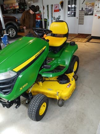 Image of John Deere X350 equipment image 3