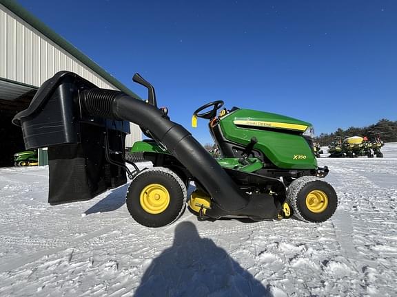 Image of John Deere X350 equipment image 4