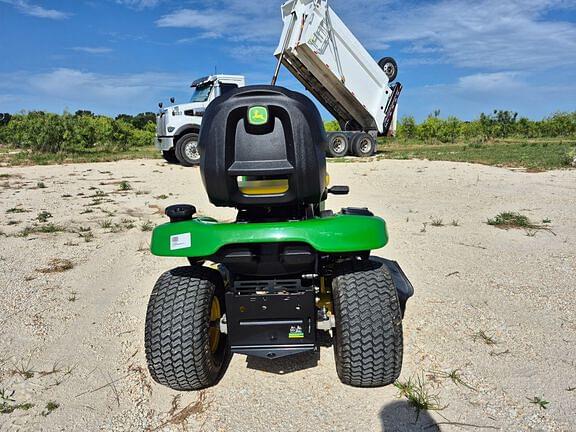 Image of John Deere X350 equipment image 4