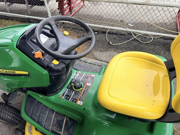 Image of John Deere X350 equipment image 4