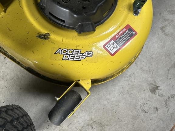 Image of John Deere X350 equipment image 3