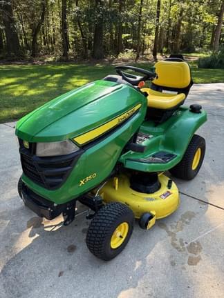 Image of John Deere X350 equipment image 2