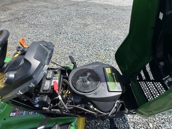 Image of John Deere X350 equipment image 4