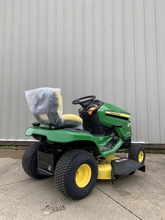Image of John Deere X350 equipment image 4