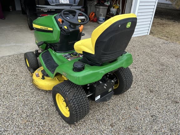 Image of John Deere X354 equipment image 1