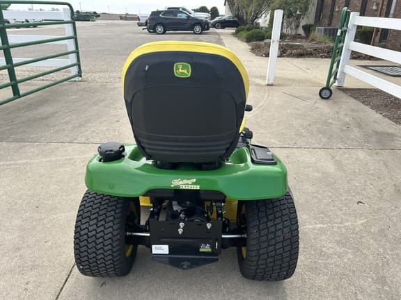 Image of John Deere X354 equipment image 2