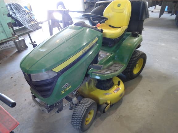 Image of John Deere X354 equipment image 3