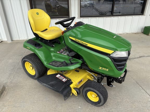 2022 John Deere X354 Equipment Image0