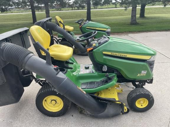 Image of John Deere X354 equipment image 4