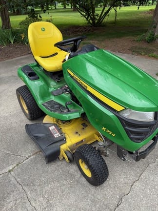 2022 John Deere X354 Equipment Image0