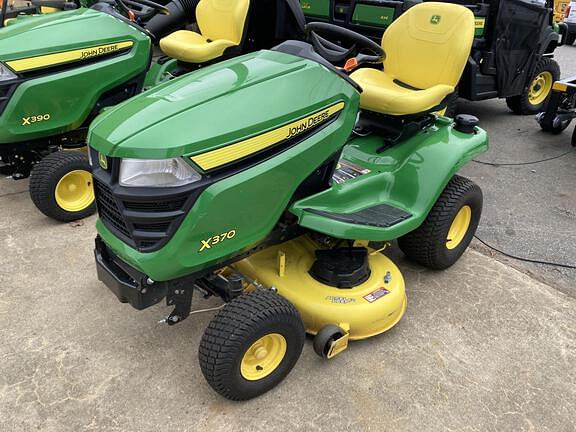 Image of John Deere X370 Primary image