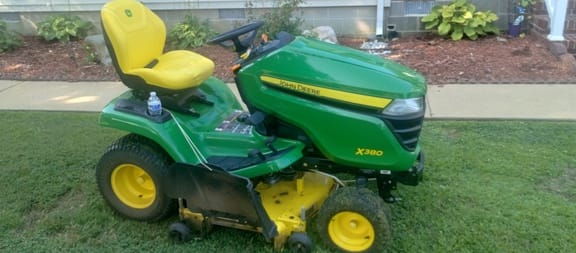 2022 John Deere X380 Equipment Image0