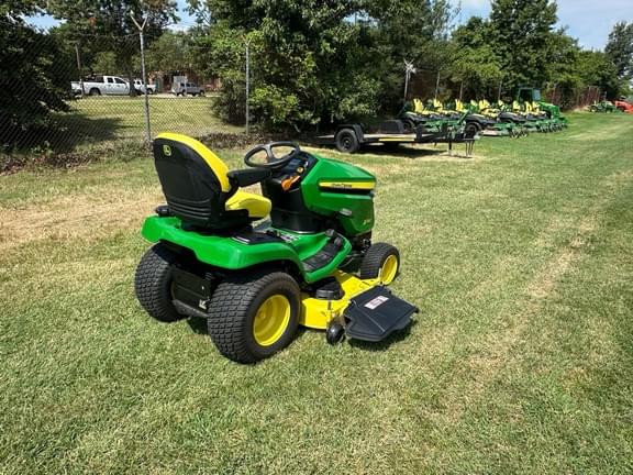 Image of John Deere X380 equipment image 2