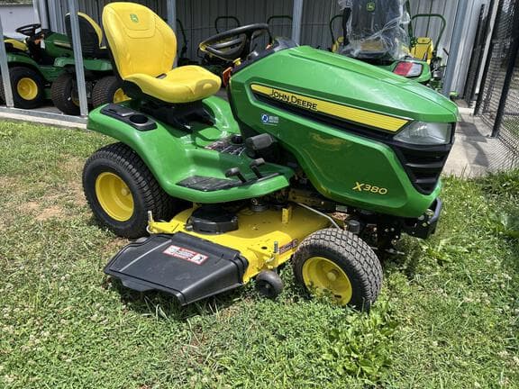 Image of John Deere X380 equipment image 1