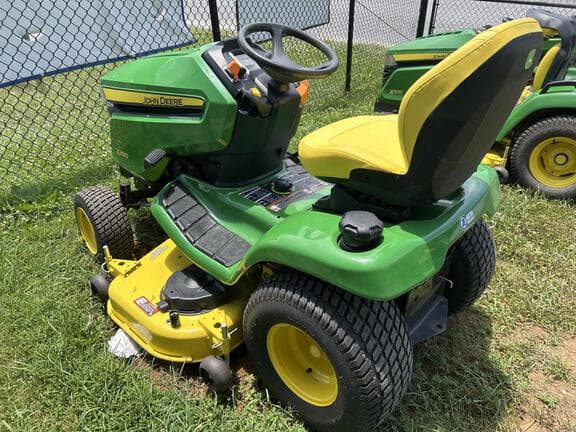 Image of John Deere X380 equipment image 2
