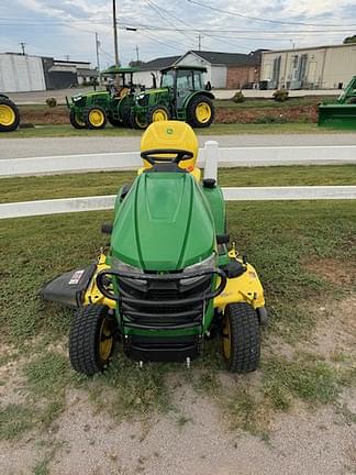 Image of John Deere X380 equipment image 3