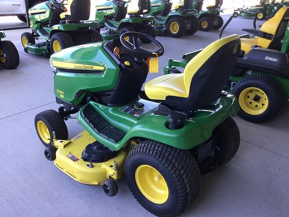 Image of John Deere X380 equipment image 4