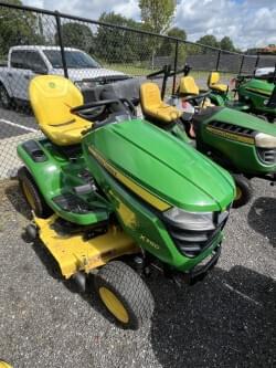 2022 John Deere X380 Image