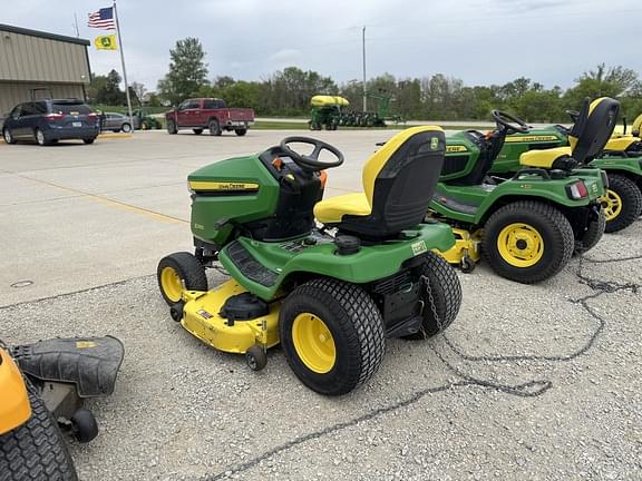 Image of John Deere X380 equipment image 2
