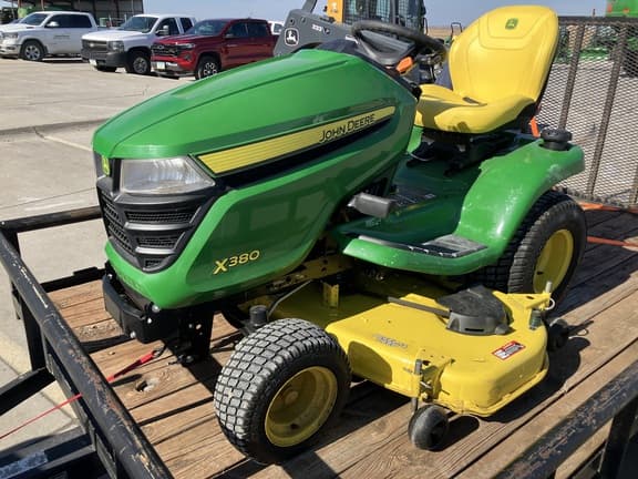 Image of John Deere X380 equipment image 2
