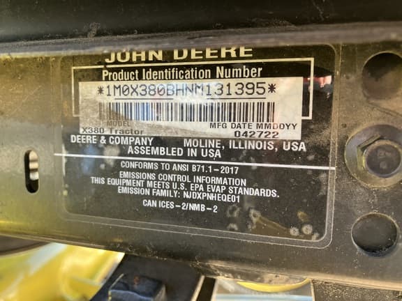 Image of John Deere X380 equipment image 3