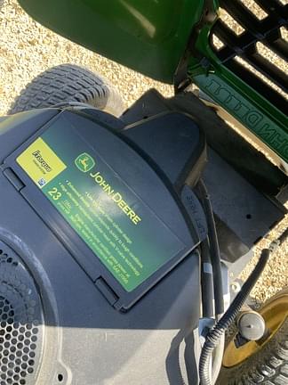 Image of John Deere X380 equipment image 4