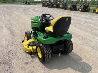 Image of John Deere X380 equipment image 1