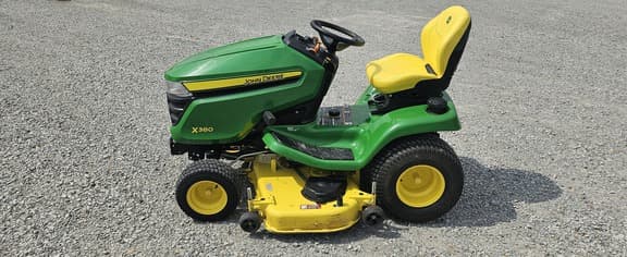Image of John Deere X380 equipment image 1