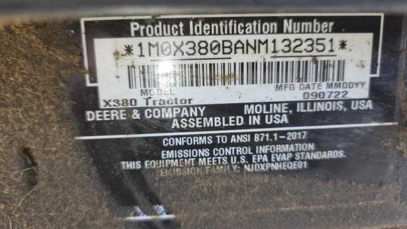 Image of John Deere X380 equipment image 3