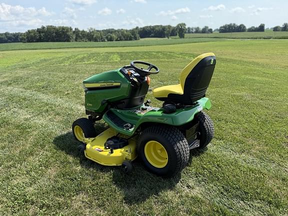 Image of John Deere X380 equipment image 4