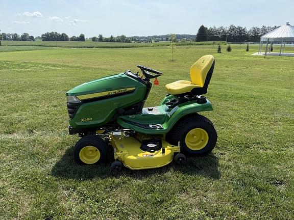 Image of John Deere X380 equipment image 2