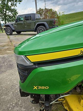 Image of John Deere X380 equipment image 3